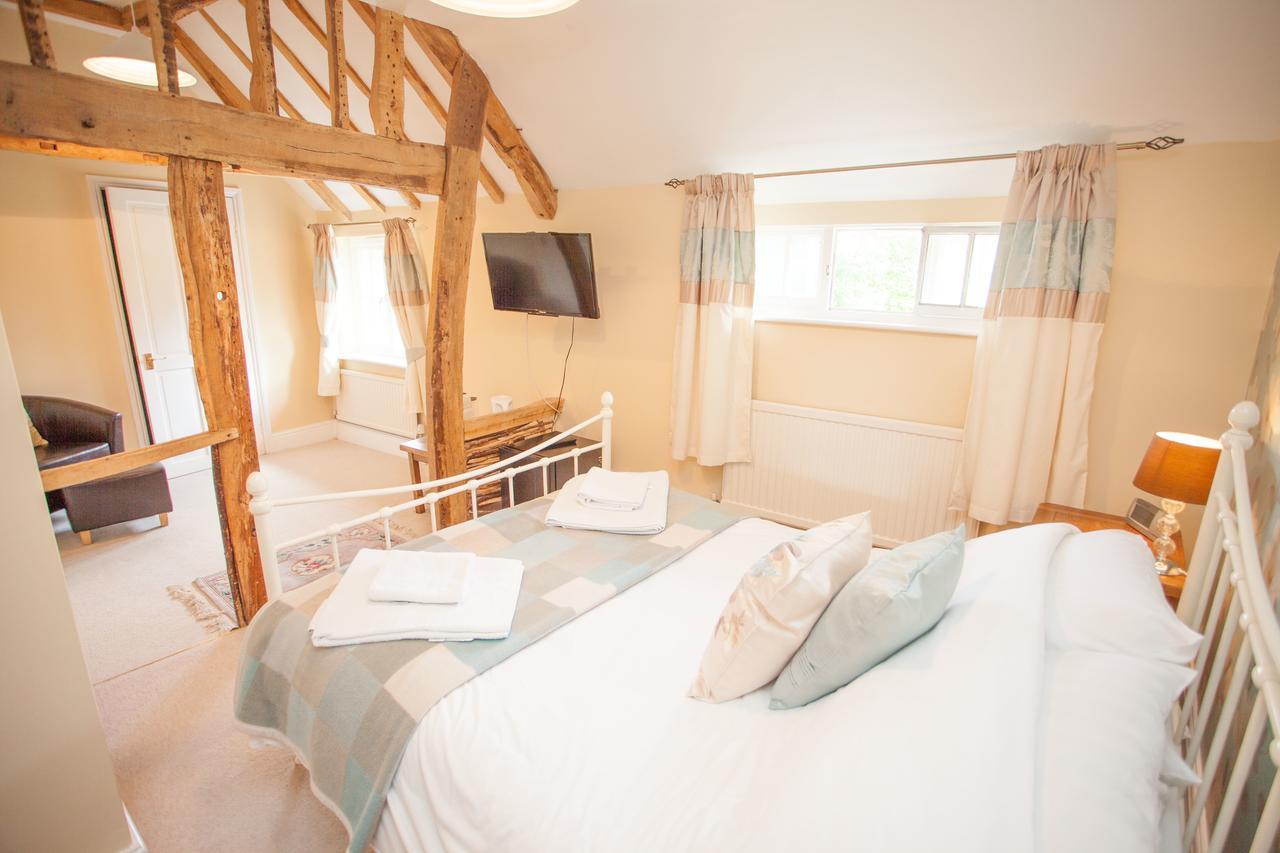 The Seven Stars Inn Pewsey Buitenkant foto