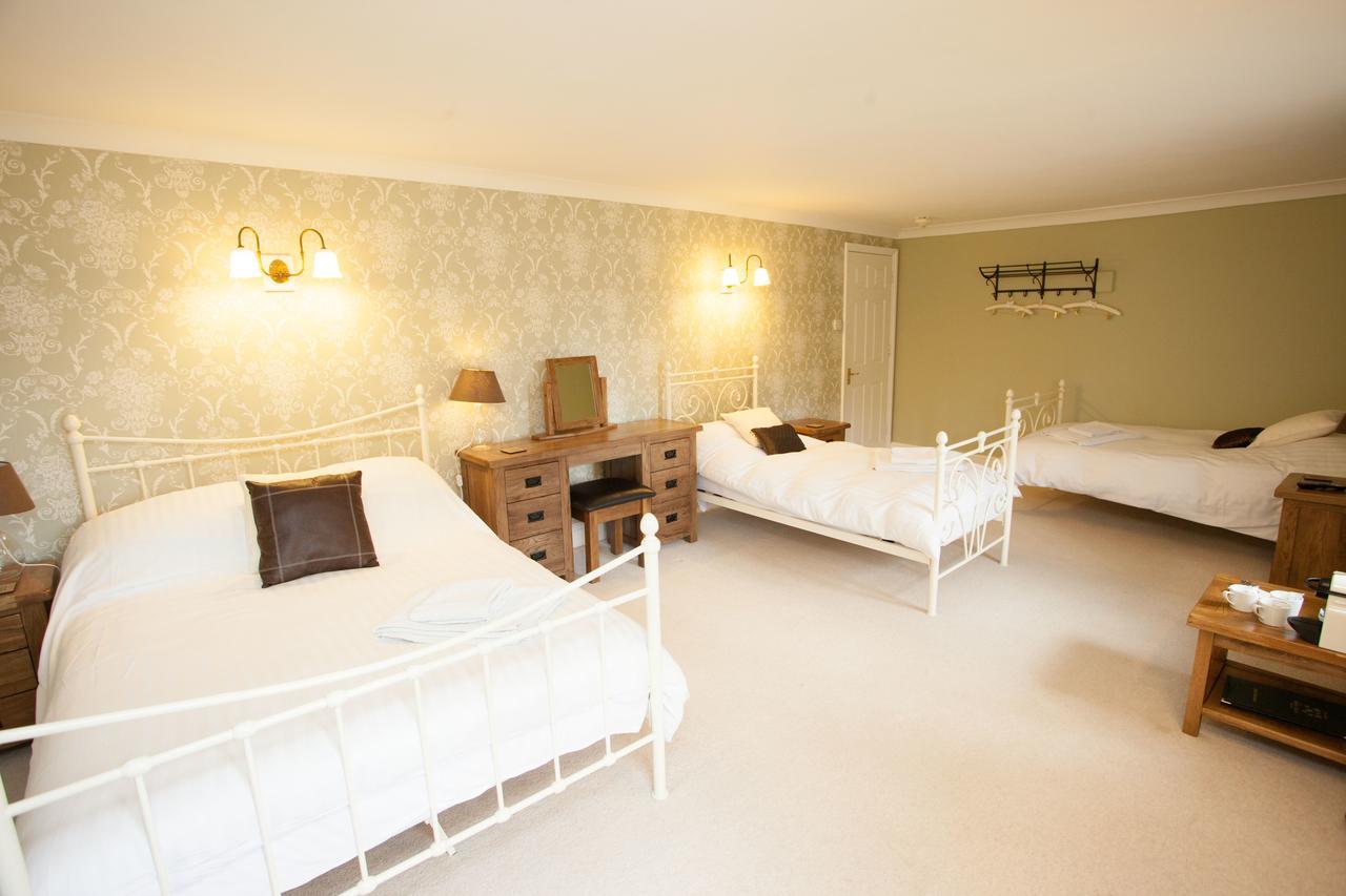 The Seven Stars Inn Pewsey Buitenkant foto